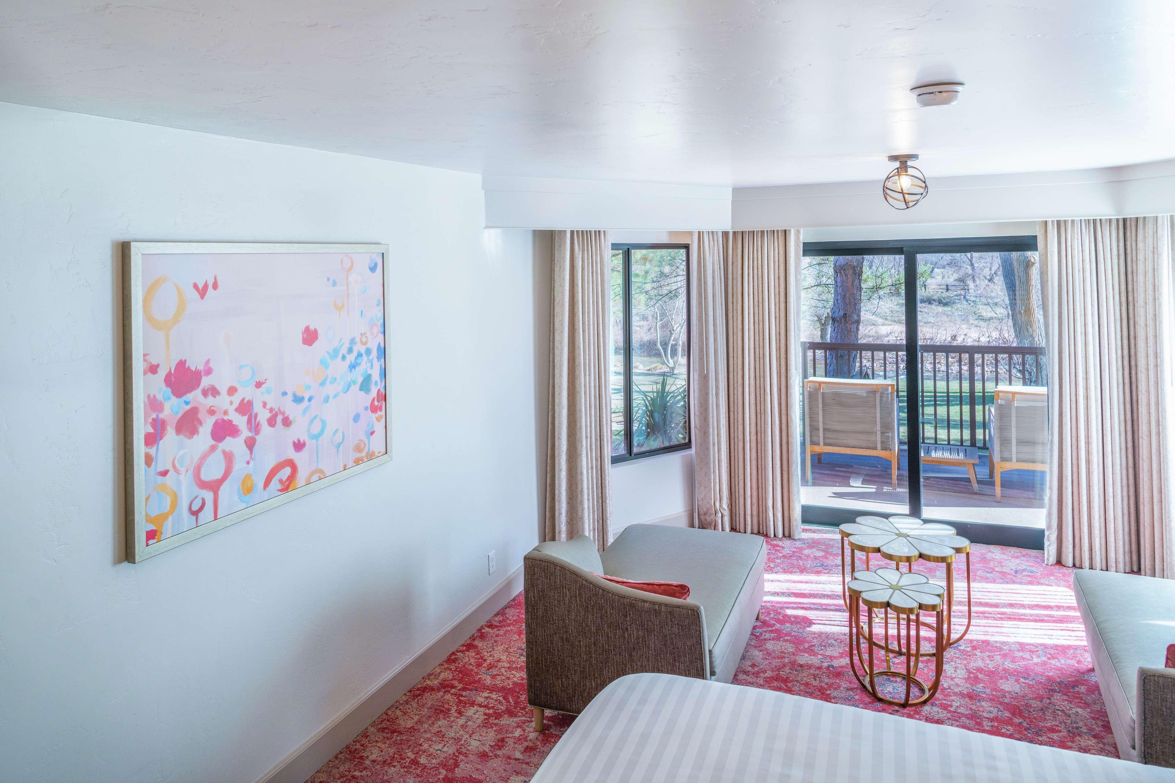 מלון Cliffrose Springdale, Curio Collection By Hilton מראה חיצוני תמונה