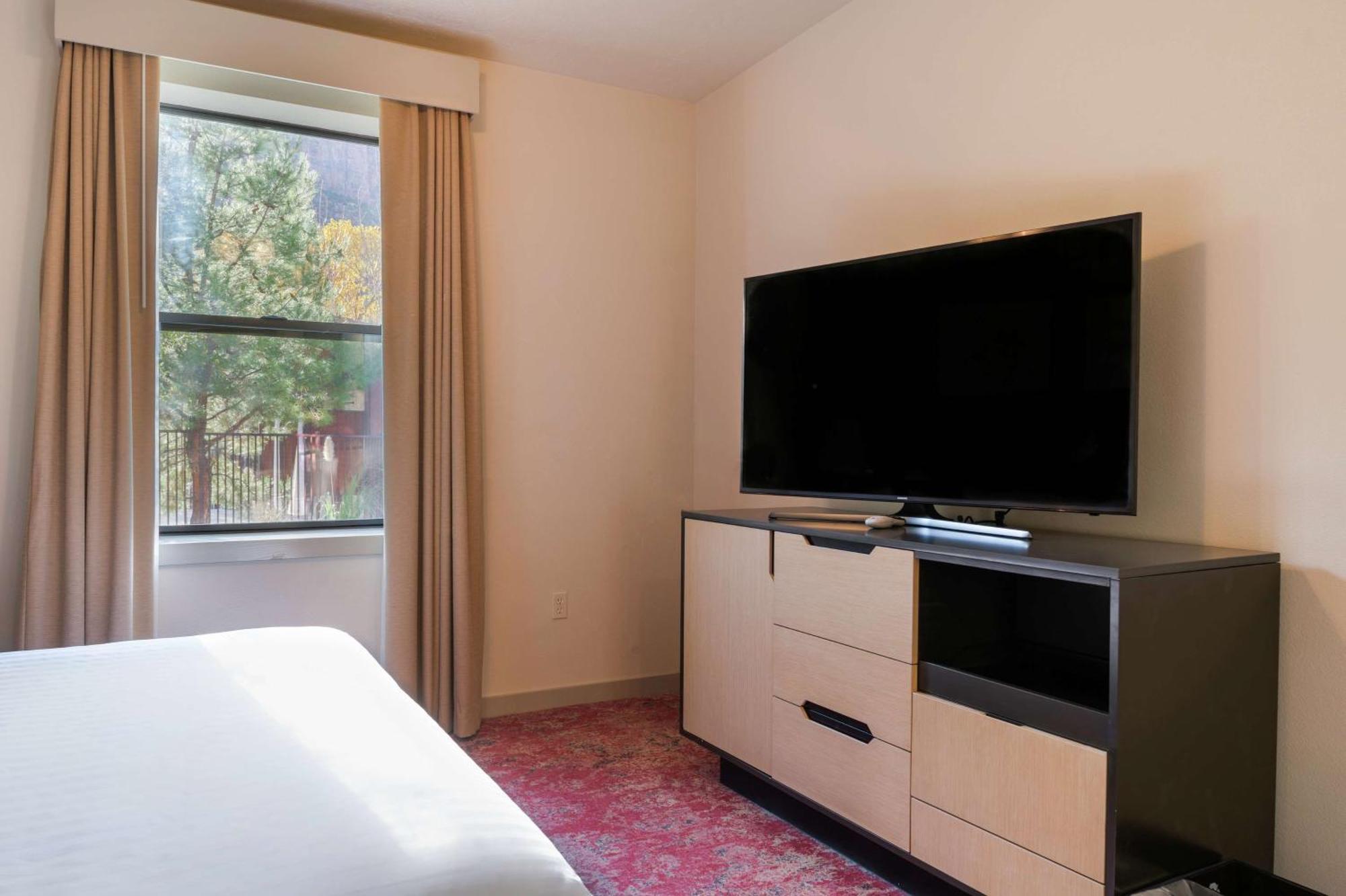 מלון Cliffrose Springdale, Curio Collection By Hilton מראה חיצוני תמונה
