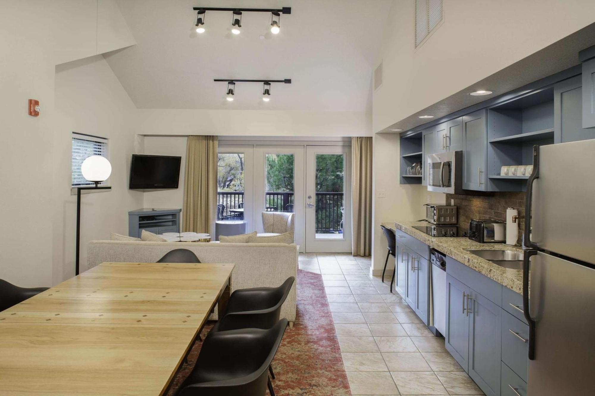 מלון Cliffrose Springdale, Curio Collection By Hilton מראה חיצוני תמונה